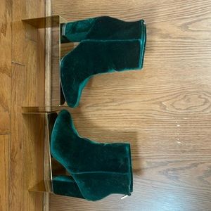 A Shoe Dazzle Green suede bootie/boot.